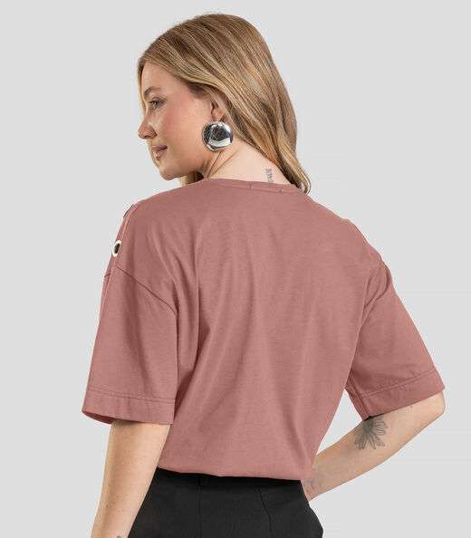 T- Shirt Oversized Feminina com Ilhós Dianna Rosa