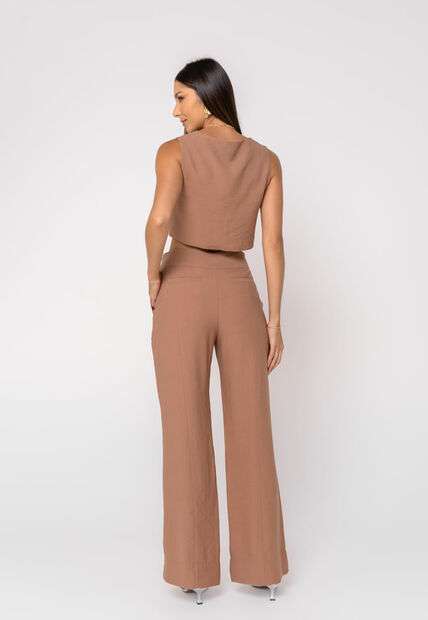 Colete Alfaiataria Curto com Botões Bege Escuro Salvatore