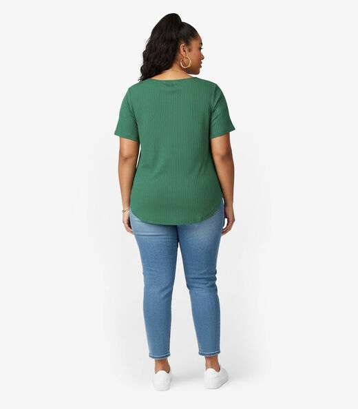 Blusa Feminina Plus Size da Infinita Cor Verde