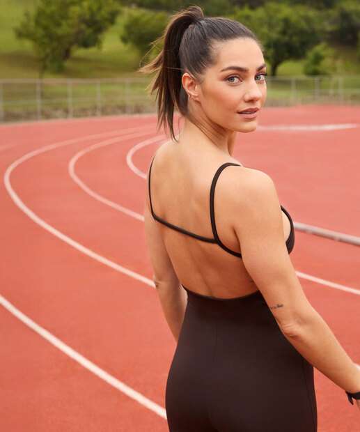 Macaquinho Feminino Fitness Tiras Marisa Marrom