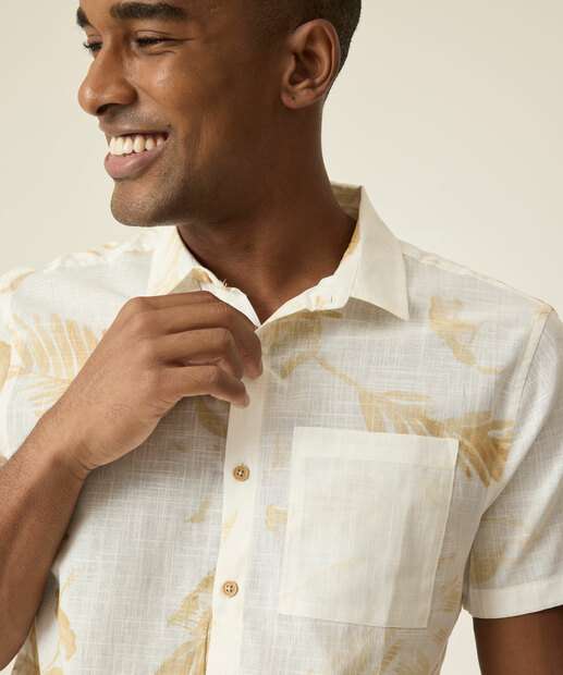 Camisa Masculina Estampa Folhas Bolso Manga Curta MR