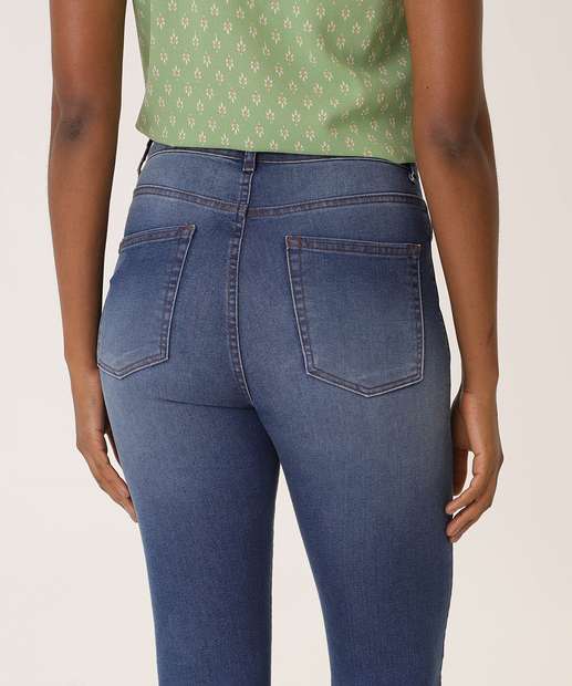 Calça Jeans Flare Feminina Cintura Alta Marisa