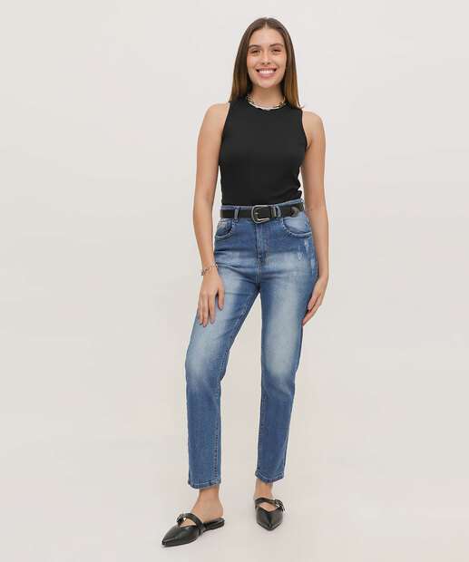 Calça Mom Jeans Bolsos Puídos Cintura Alta