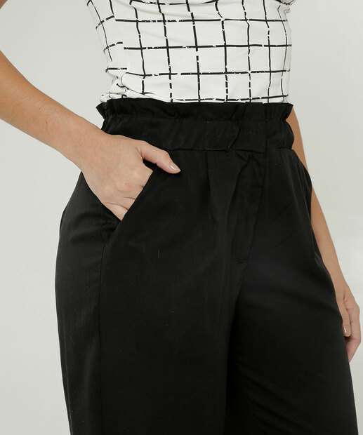 Calça Feminina Reta Cintura Alta Bolsos Marisa