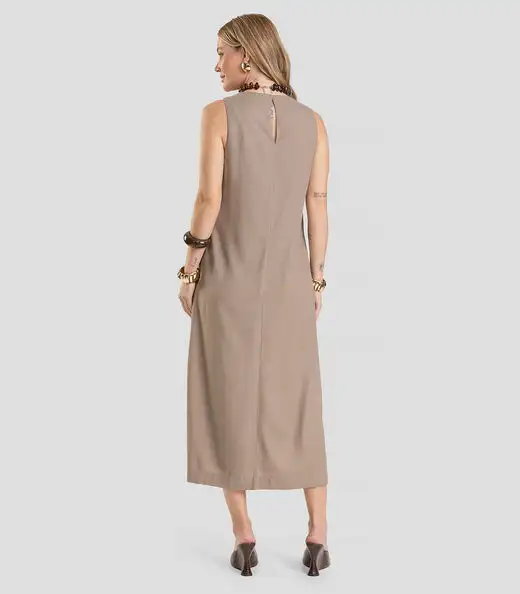 Vestido Midi Feminino em Tecido Linho Dianna Marrom