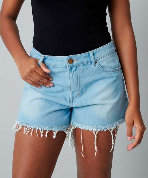 Short Jeans Feminino Boyfriend Barra Desfiada