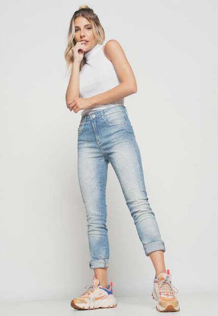 Kit 2 Regatas  Cava Americana Malha Canelada Preta e Branca