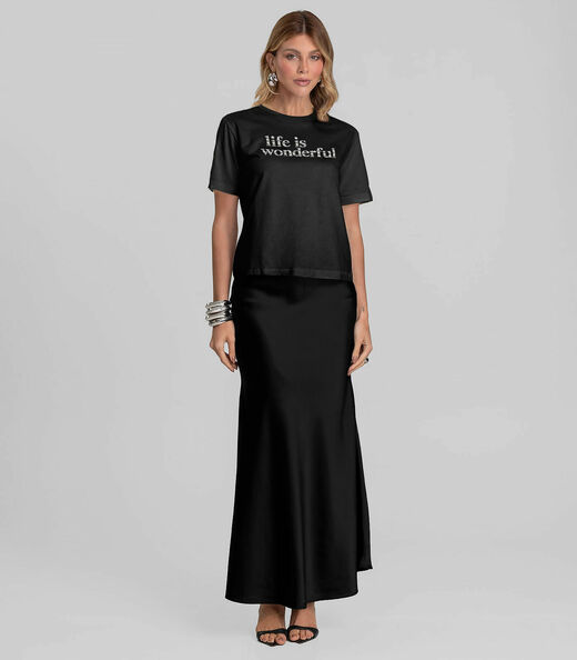 Camiseta Feminina Com Estampa e Rebite Dianna Preto