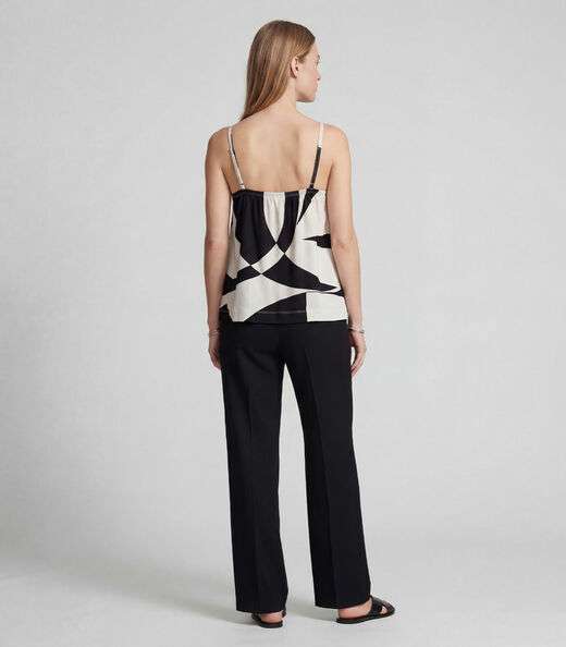 Blusa de Alça Tecido Viscose Infinita Cor Preto