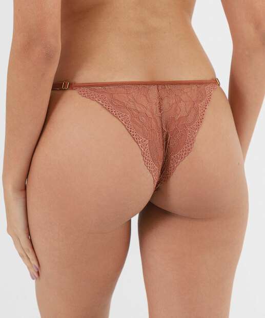 Calcinha String Renda Tule Marisa Marrom