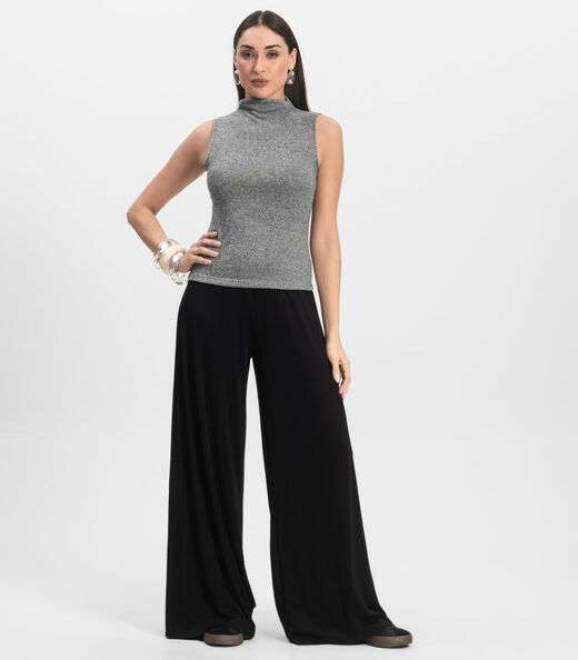 Regata Feminina com Gola Infinita Cor Cinza