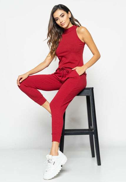 Conjunto  Comfy Com Regata e Jogger Canelada Vermelho Salvatore Fashion