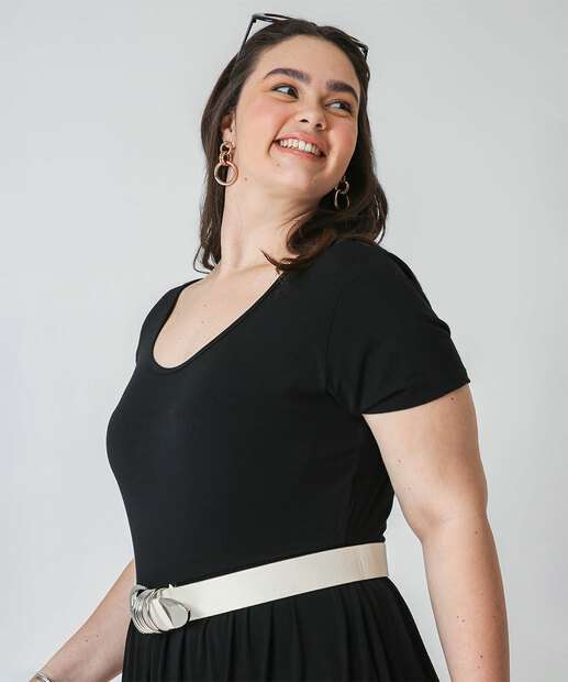 Vestido Plus Size Feminino Babado Marisa Preto