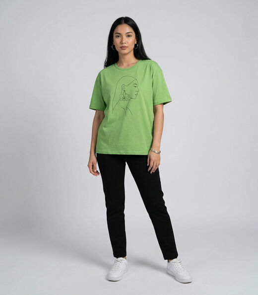 Blusa Feminina Com Estampa Localizada Infinita Cor Verde