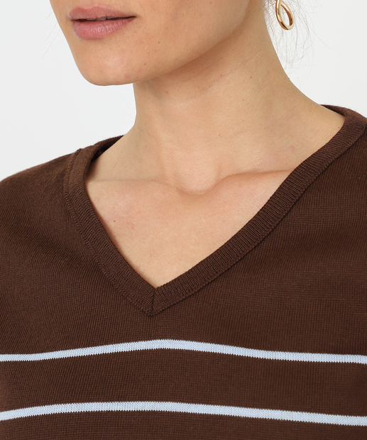 Blusa Feminina Tricô Listrada Manga Curta Marisa Marrom