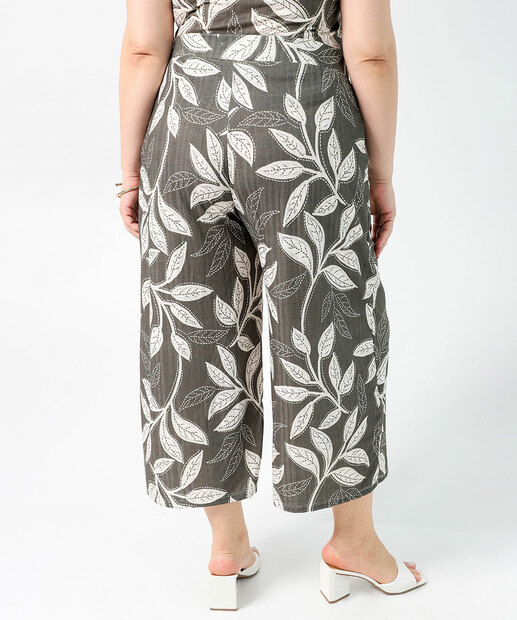 Calça Plus Size Feminina Pantacourt Estampa Folhas Marisa Verde