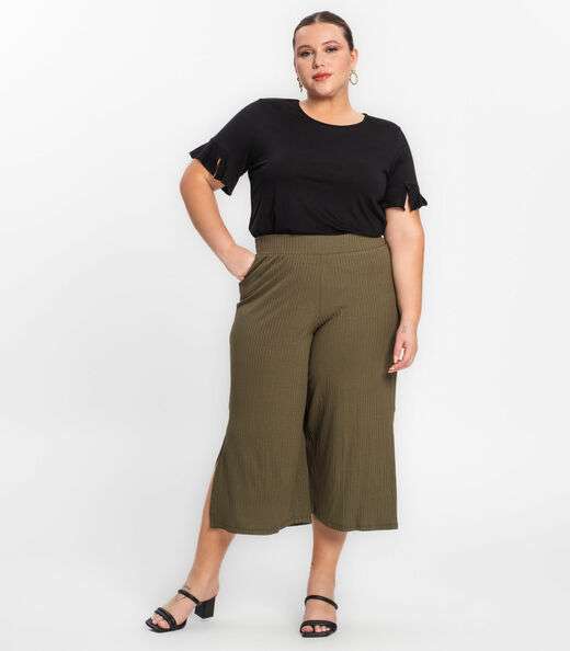 Blusa Plus Size Infinita Cor Rovitex Preto