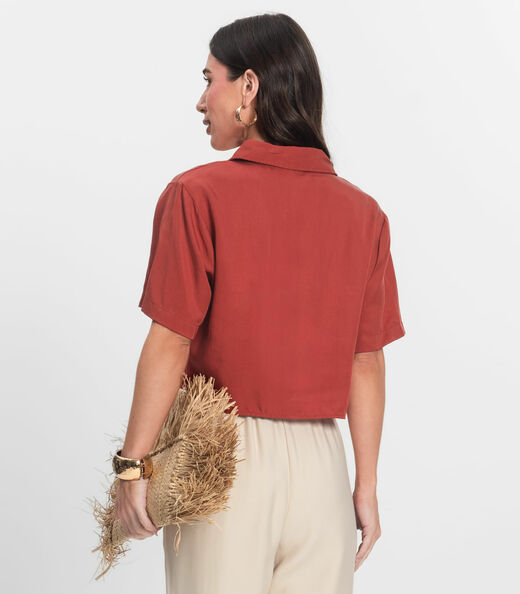 Camisa Feminina Manga Curta Com Gola Endless Marrom