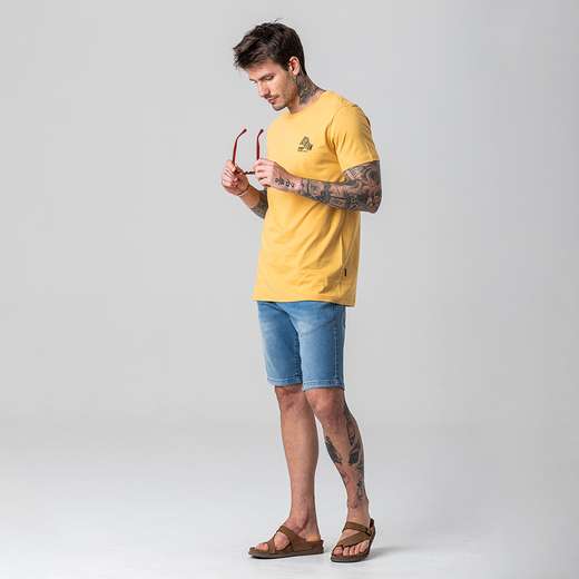 Camiseta Masculina Estampa Rock e Soda