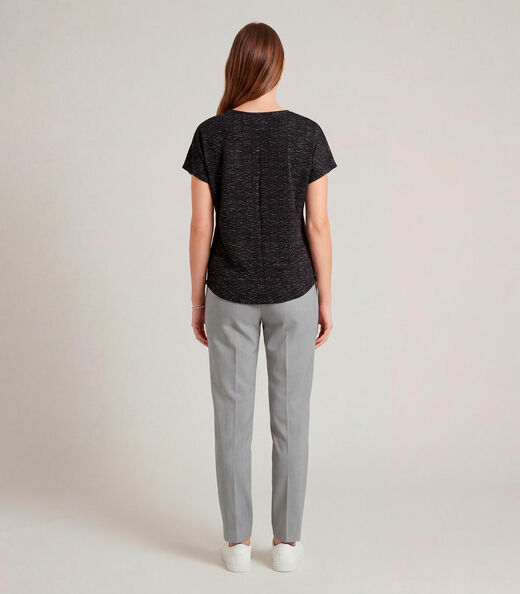 Blusa Feminina Básica Manga Curta Infinita Cor Preto