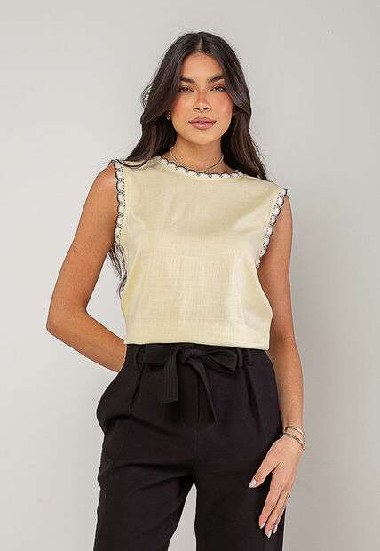 Regata Alfaiataria Com Renda nas Cavas E Gola Amarelo Salvatore