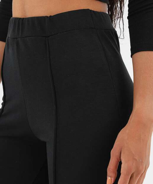 Calça Feminina Moletinho Flare Friso Marisa Preto