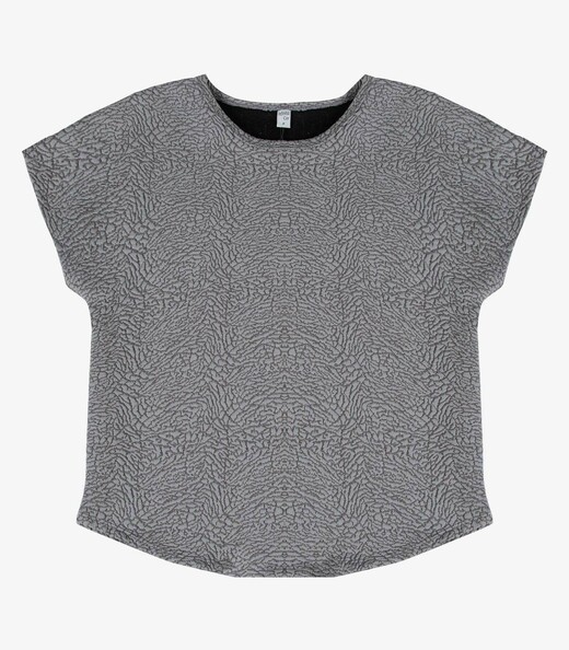 Blusa Feminina Em Malha Tapirus Infinita Cor Cinza