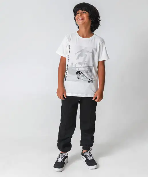 Camiseta Juvenil Skate Marisa Tam 10 a 16 Off White