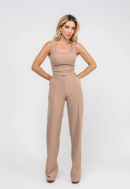 Cropped Alfaiataria Com Decote Reto Bege Salvatore