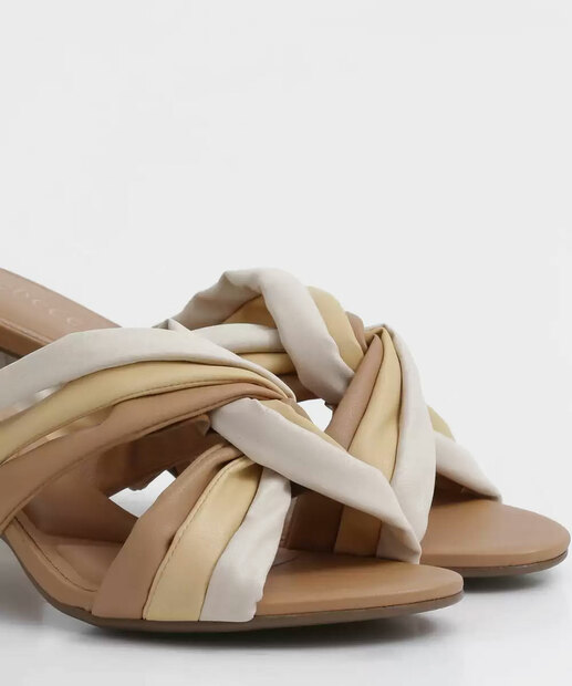 Tamanco Feminino Salto Grosso Tiras Bebecê