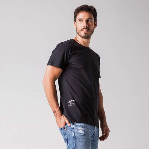 Camiseta Masculina Estampa Rock e Soda