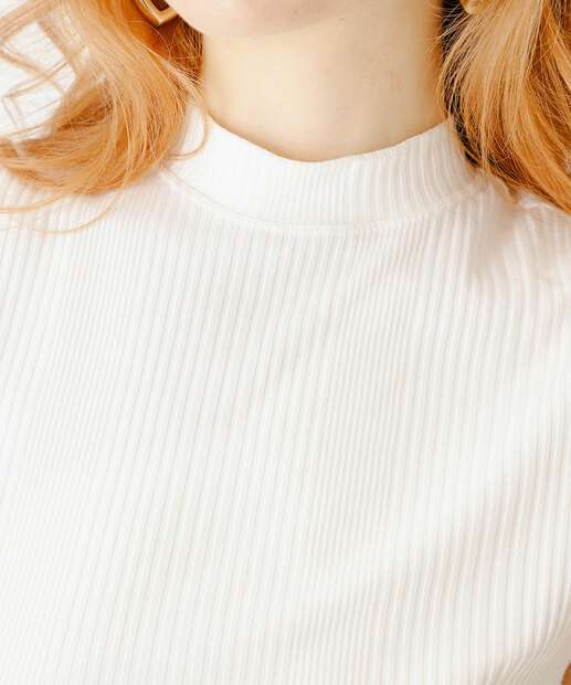 Blusa Regata Feminina Canelada Gola Média Marisa Off White