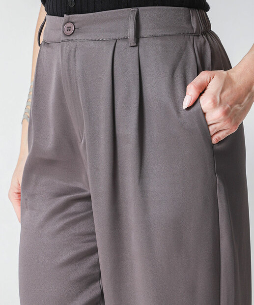 Calça Feminina Reta Alfaiataria Marisa Cinza