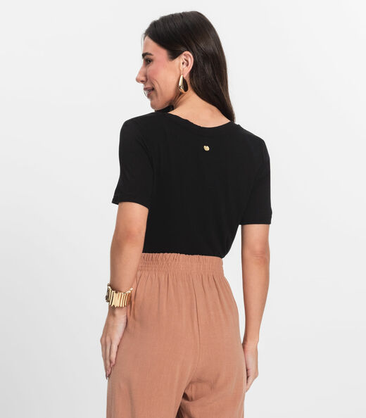 Blusa Feminina Manga Curta Decote V Endless Preto