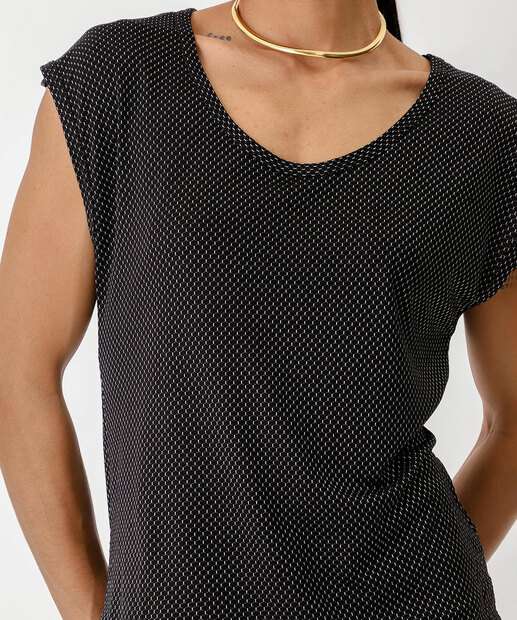 Blusa Feminina Textura Sem Manga Marisa