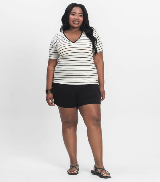 Blusa Feminina Plus Size Gola V Secret Glam Bege