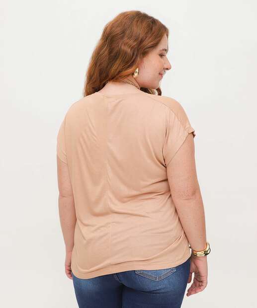 Blusa Plus Size Feminina Estampa Frontal Marisa