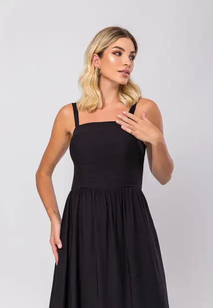 Vestido Midi Alfaiataria Bolsos Preto Salvatore