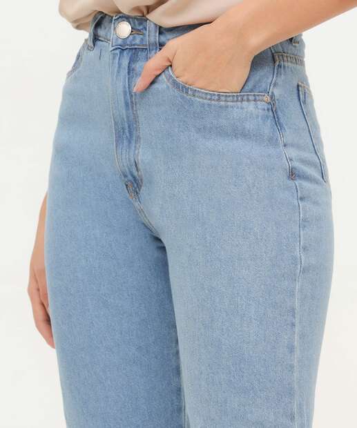Calça Mom Jeans Bolsos Cintura Alta