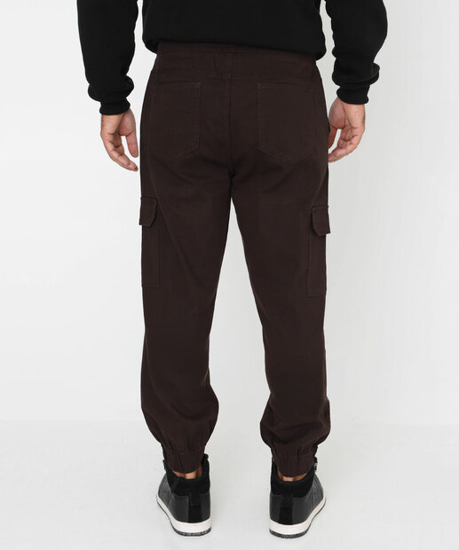 Calça Masculina Sarja Jogger Cargo Marisa Marrom