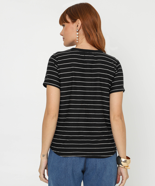 Blusa Feminina Listrada Manga Curta Marisa Preto