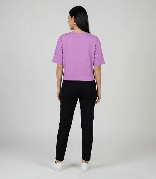 Blusa Feminina Com Estampa Localizada Infinita Cor Roxo
