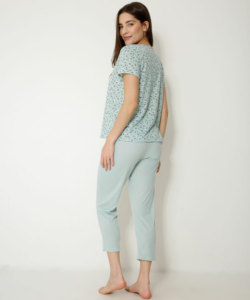 Pijama Feminino Capri Floral Manga Curta Marisa