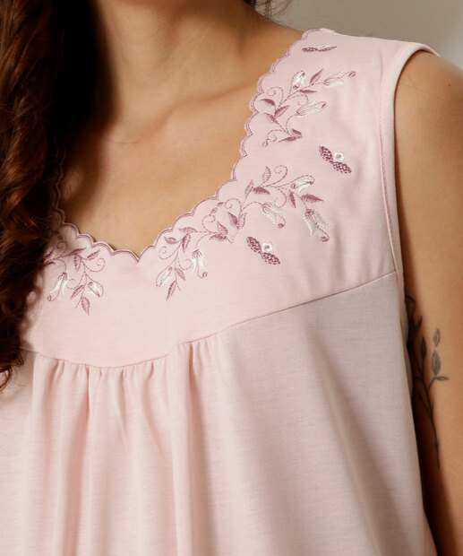 Pijama Feminino Bordado Flores Sem Manga Marisa