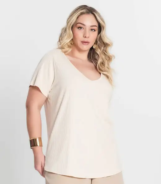 Blusa Feminina Plus Size da Infinita Cor Bege