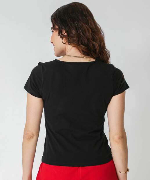 Blusa Feminina Básica Manga Curta Marisa