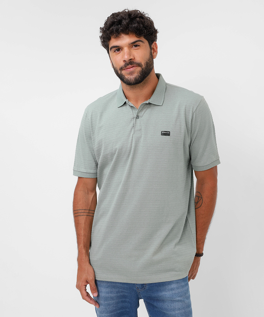 Image_Polo Masculina Botões Textura Marisa Verde