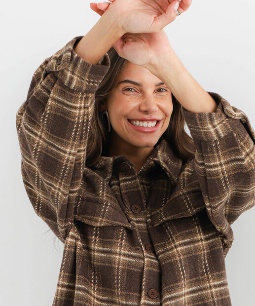 Camisa Feminina Xadrez Flanelada Marisa Marrom