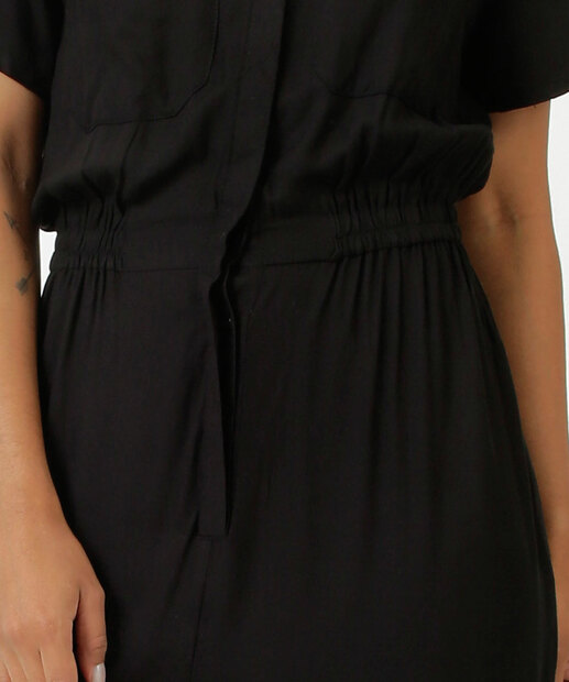 Macacão Feminino Jogger Bolsos Manga Curta Marisa