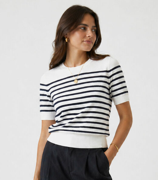 Image_Blusa Feminina Manga Curta Em Tricot Infinita Cor Branco